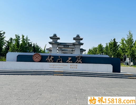 龙门石窟
